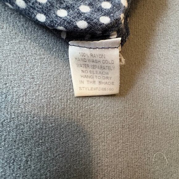 Market & Spruce Navy Polka Dot Button Front Blouse Size M - Picture 10 of 10